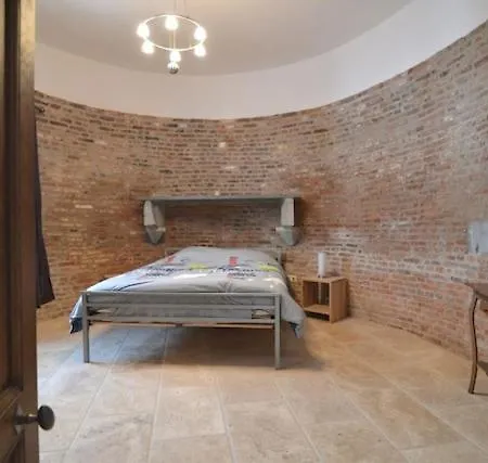 Un Petit Coin De Chateau Дом отдыха *